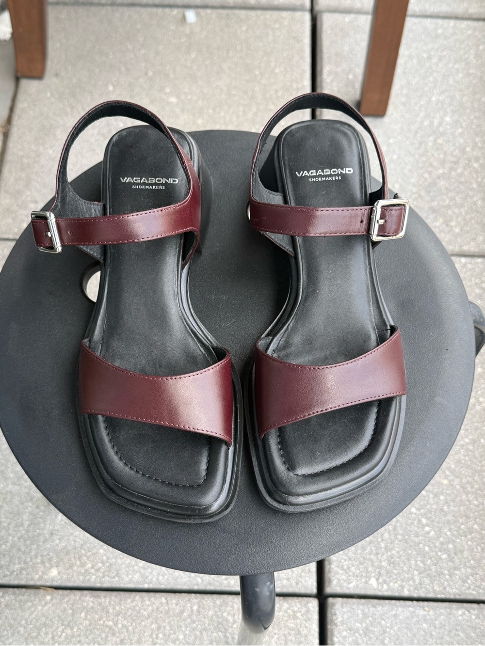 Vagabond Shoemakers Burgundy Leather Sandals Size 37